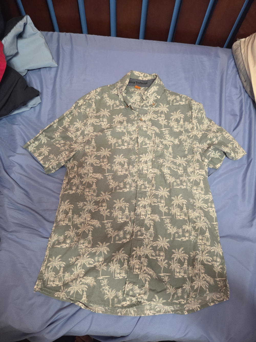 Tailor Vintage Sage Green Palm-Print Short Sleeve Button-Down Shirt